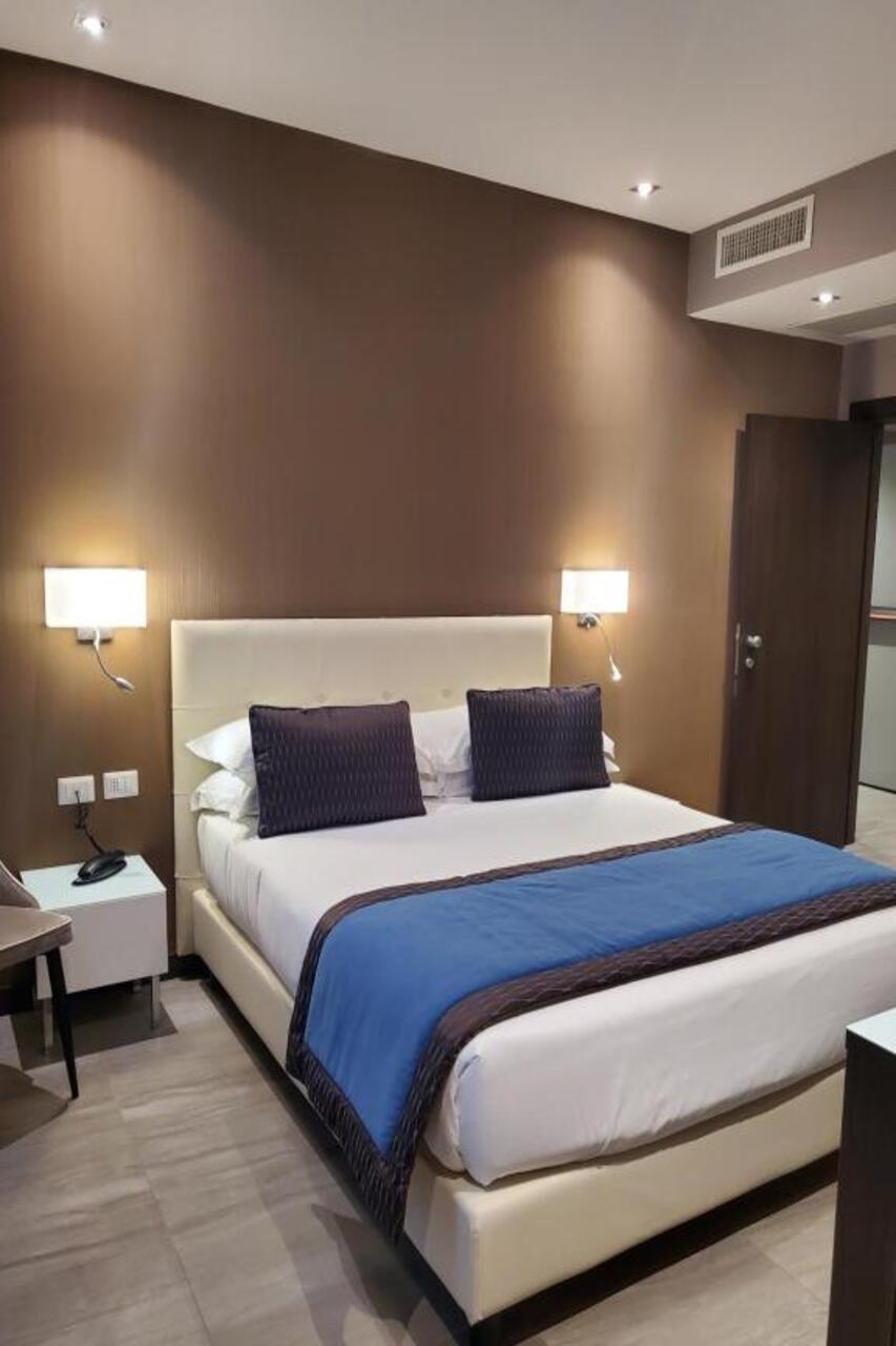 Mz Hotel Рим Екстер'єр фото